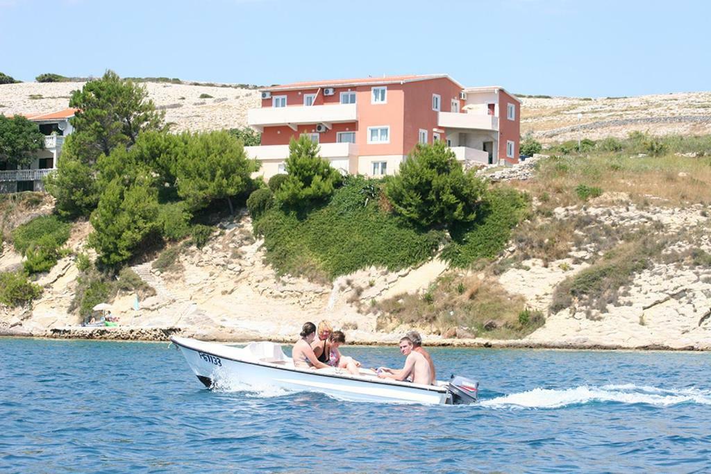 Apartments Sara Vlašići Bagian luar foto